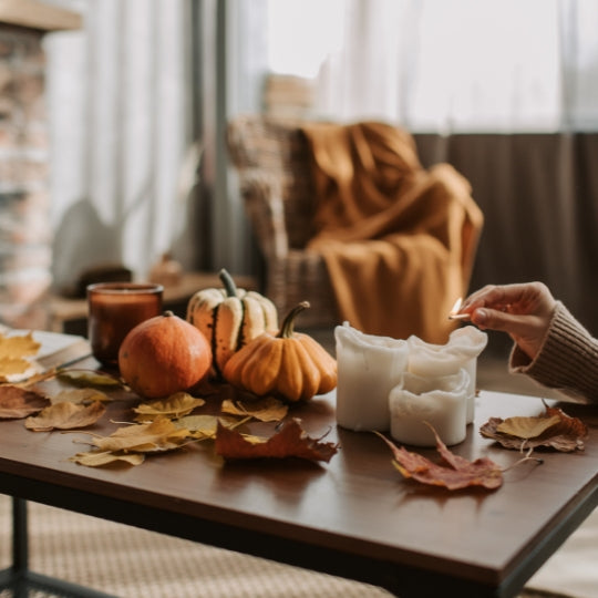 Autumn home table