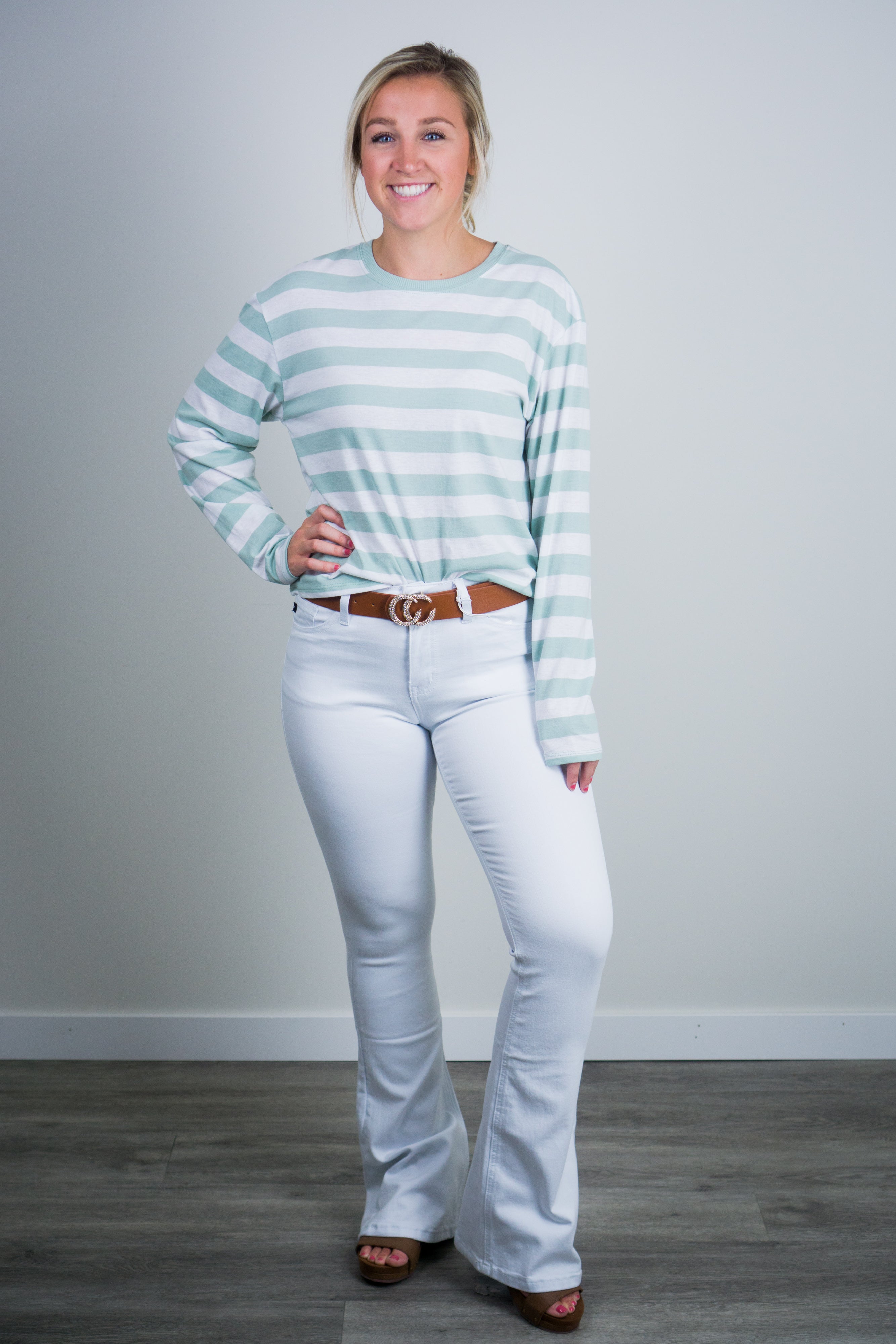 KanCan White Flare Jeans – Cultivate 