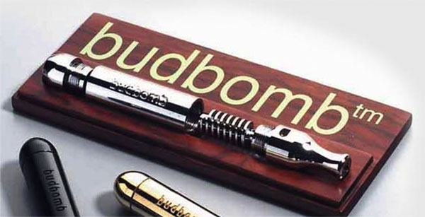 Budbomb pipe on wooden satchel