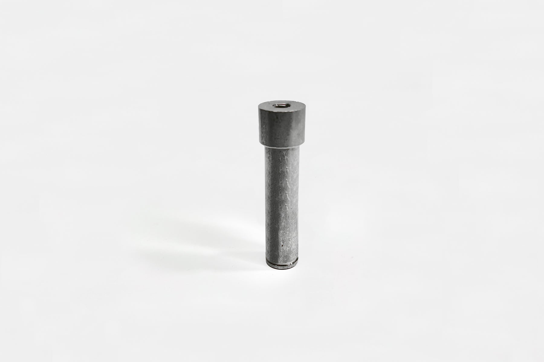 handle center pin