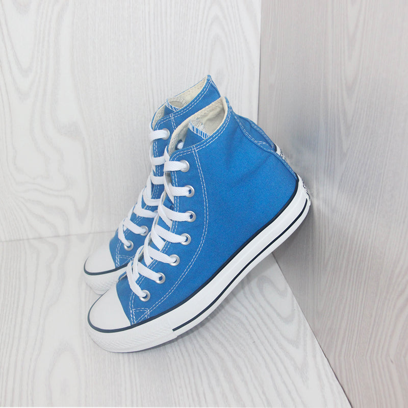 sky blue canvas shoes