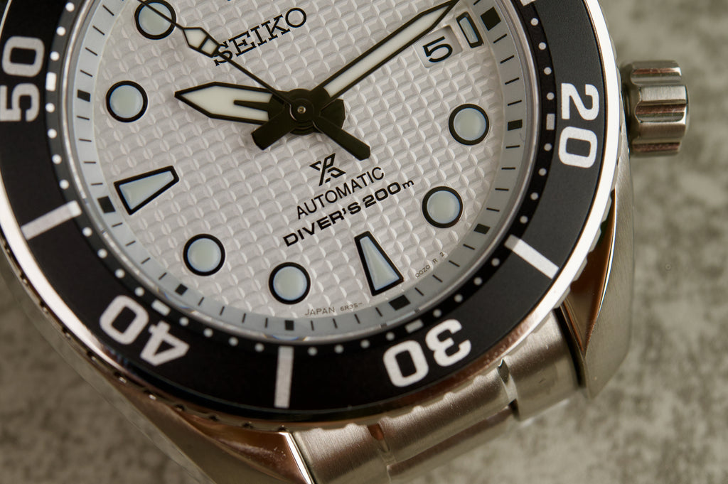 Dive into Elegance: The Exclusive SEIKO Prospex Sumo SPB427 Asia Limited Edition! WatchOutz.com