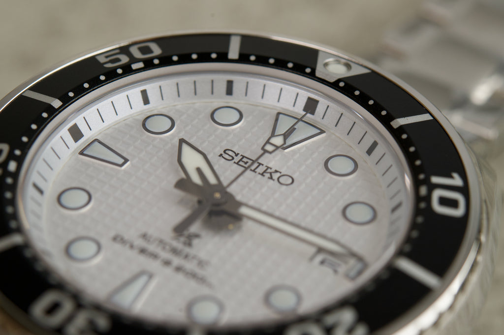 Dive into Elegance: The Exclusive SEIKO Prospex Sumo SPB427 Asia Limited Edition! WatchOutz.com