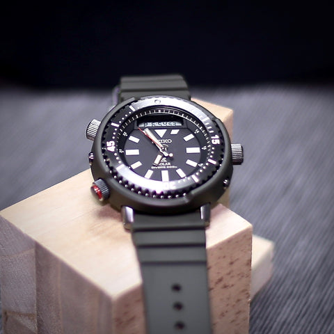 Seiko Prospex Urban Safari Tuna Arnie SNJ031P1 www.watchoutz.com