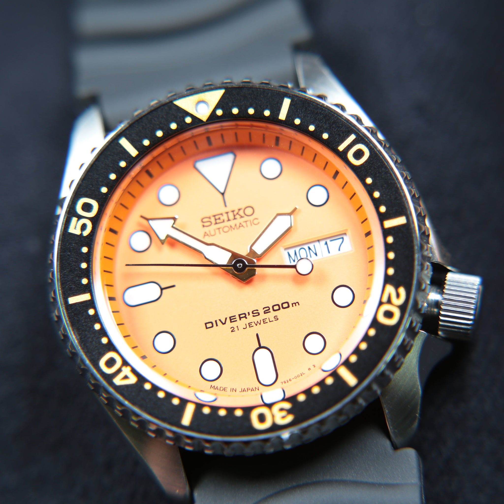 Seiko 5 Sports SKX Automatic Diver Orange Dial Japan Made JDM SKX011 –  WATCH OUTZ