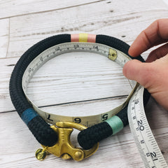 How to correctly measure for a dog collar