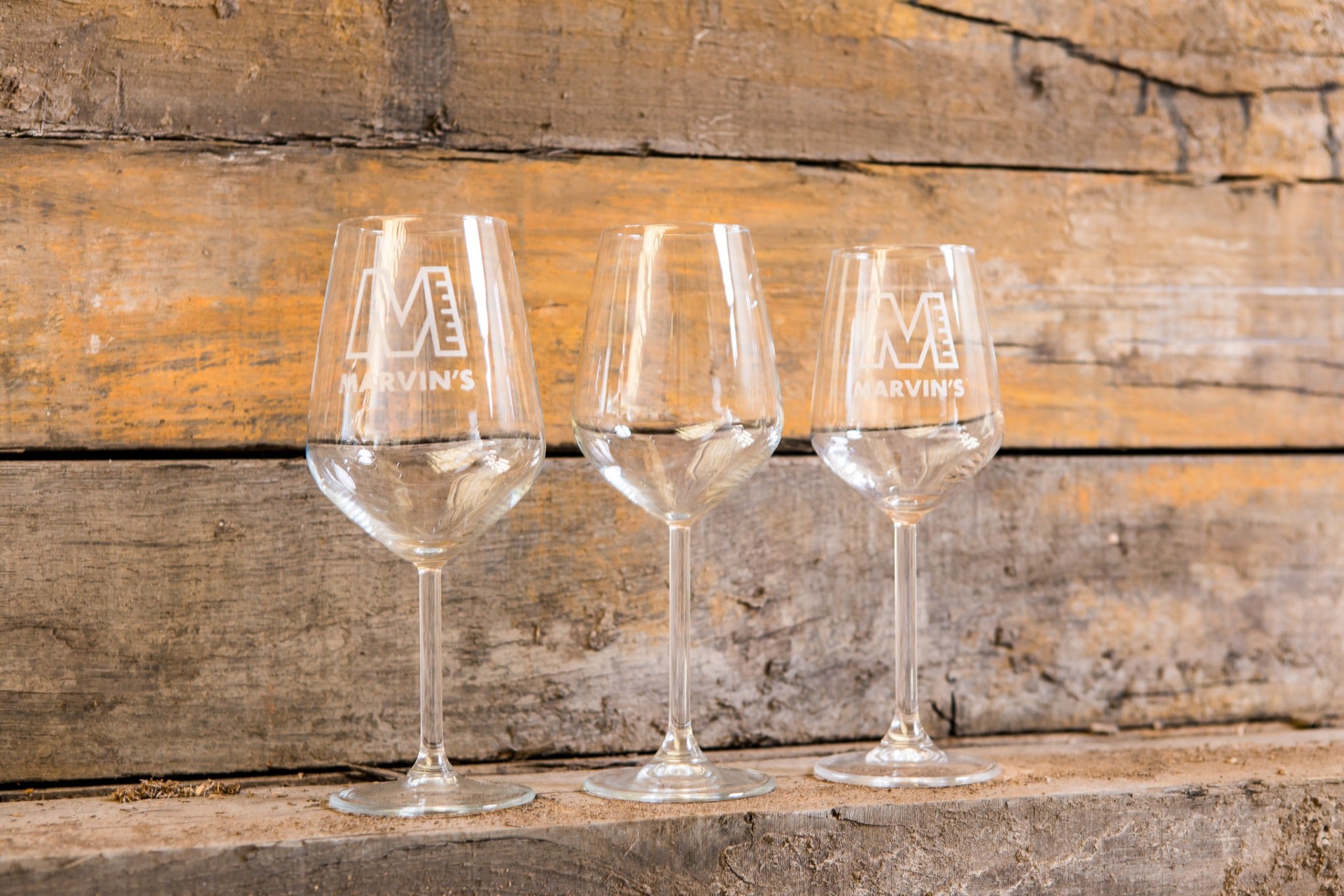 Engraving in glass and wood | Marvin's,