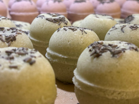 dye-free bath bombs lavender matcha and patchouli beet root