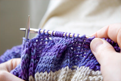 How to knit cables