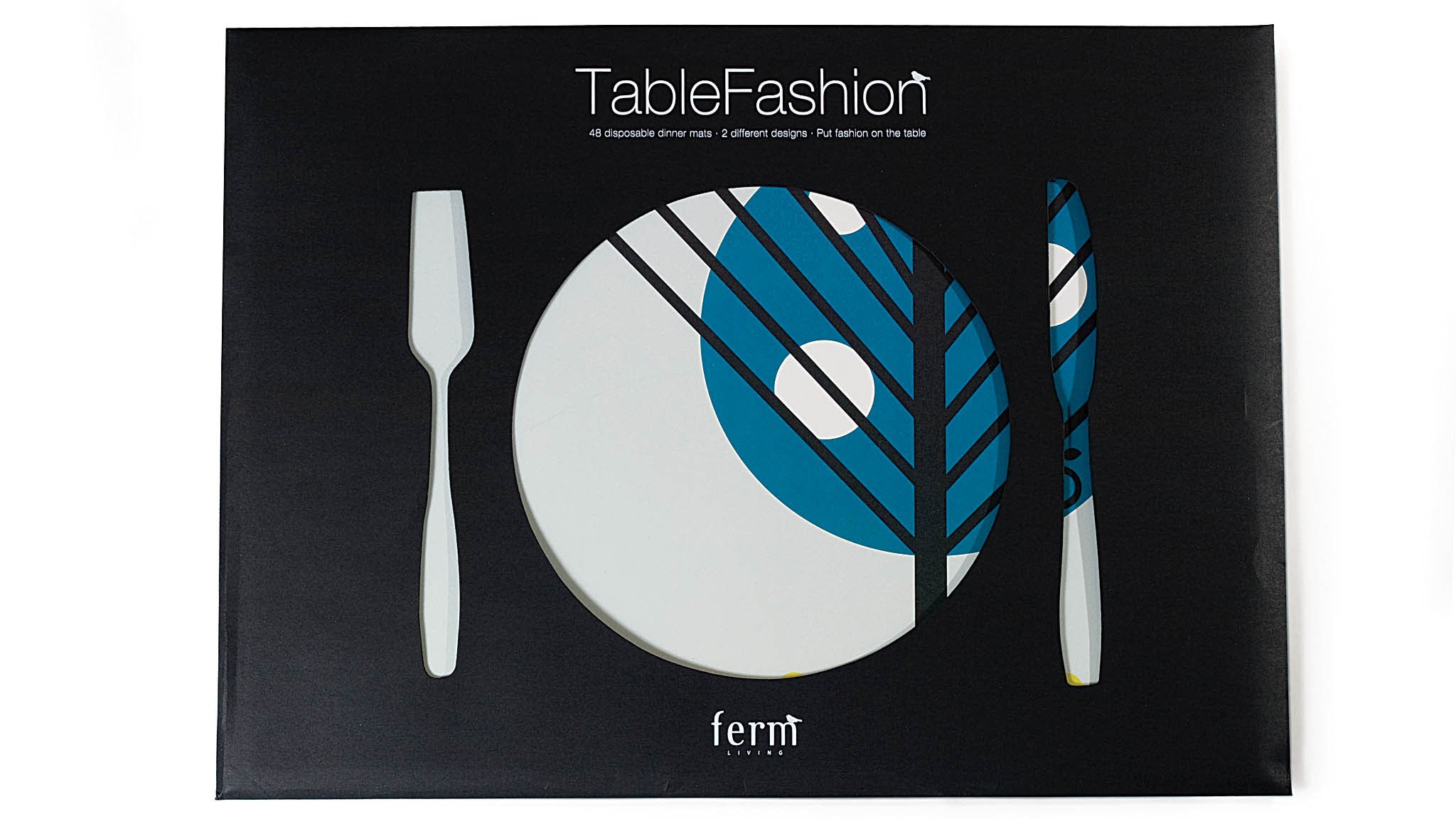 TableFashion: Put fashion on the table with beautiful, graphic and disposable dinner mats. Not only are these paper sheets super practical but they also turn any table into a graphic masterpiece in no time. One set contains 48 sheets, 24 of each design. 