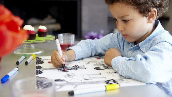 The plastic-free modern-twist mark-mat is crafted out of pure, silky soft silicone & designed for kids of all ages. Young Picassos will love the playful designs & enchanting characters that adorn our mats.