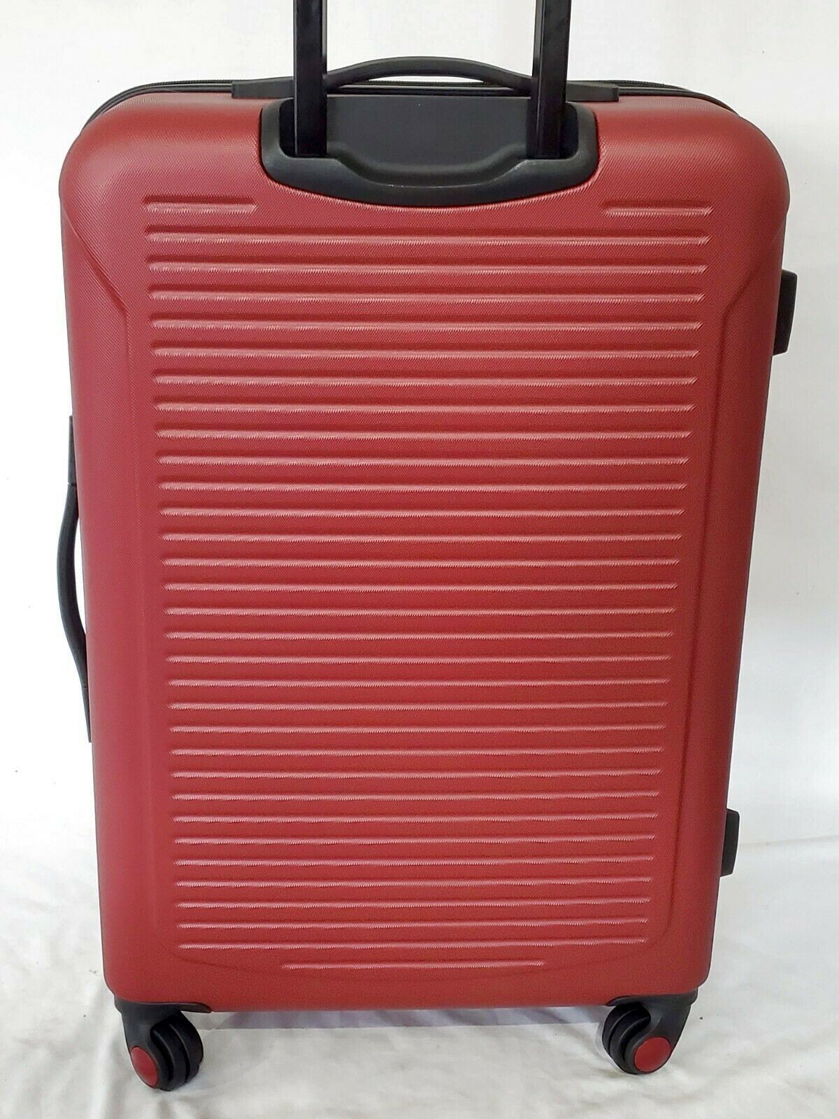 280 Tag Riverside 24'' HardCase Spinner Lightweight Suitcase Luggage