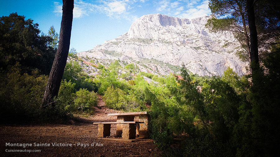 Montagne Sainte Victoire - Pays d'Aix (Cuisine au Top)