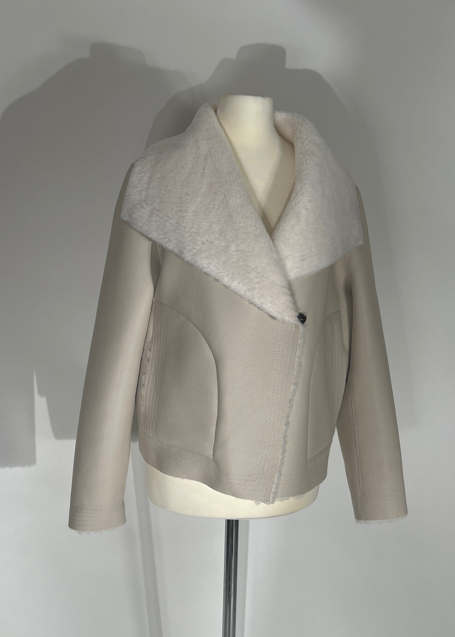 Merino Wool & Leather Shearling Jacket – R O S Y L E I A