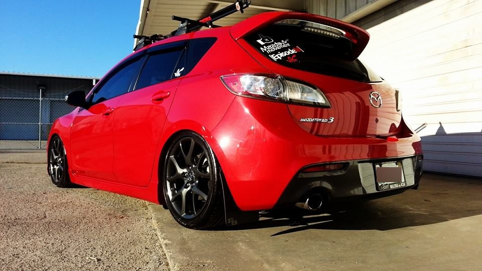 2011 mazda 3 mud flaps