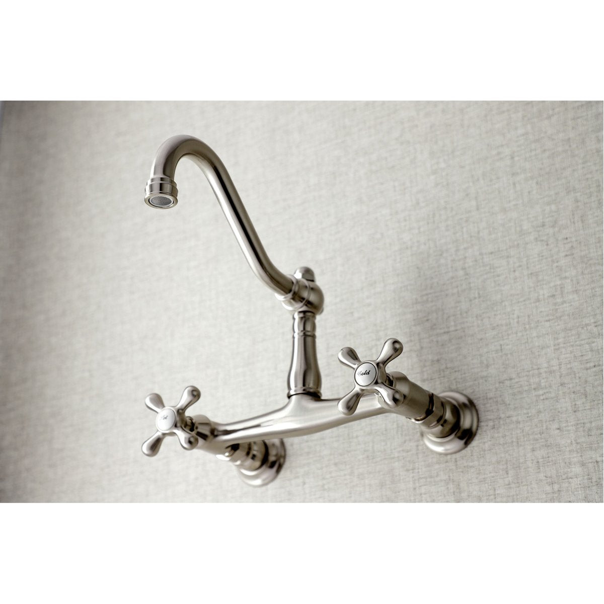 メール便対応！ Kingston Brass KS1218TAL Tudor Center Set Wall Mount Vessel Sink  Faucet, 8-Inch, Brushed Nickel 並行輸入品