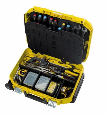 stanley fatmax technician suitcase with trolley