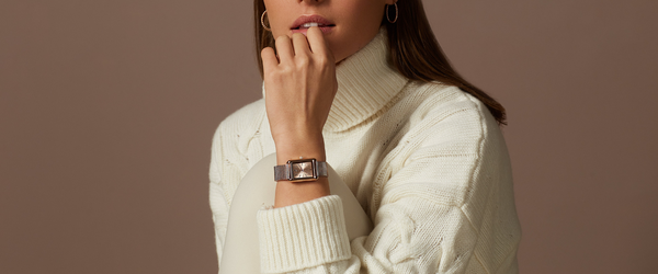 These are the most stylish touch watches to wear with your outfits!  #FashionTrendsJewelry