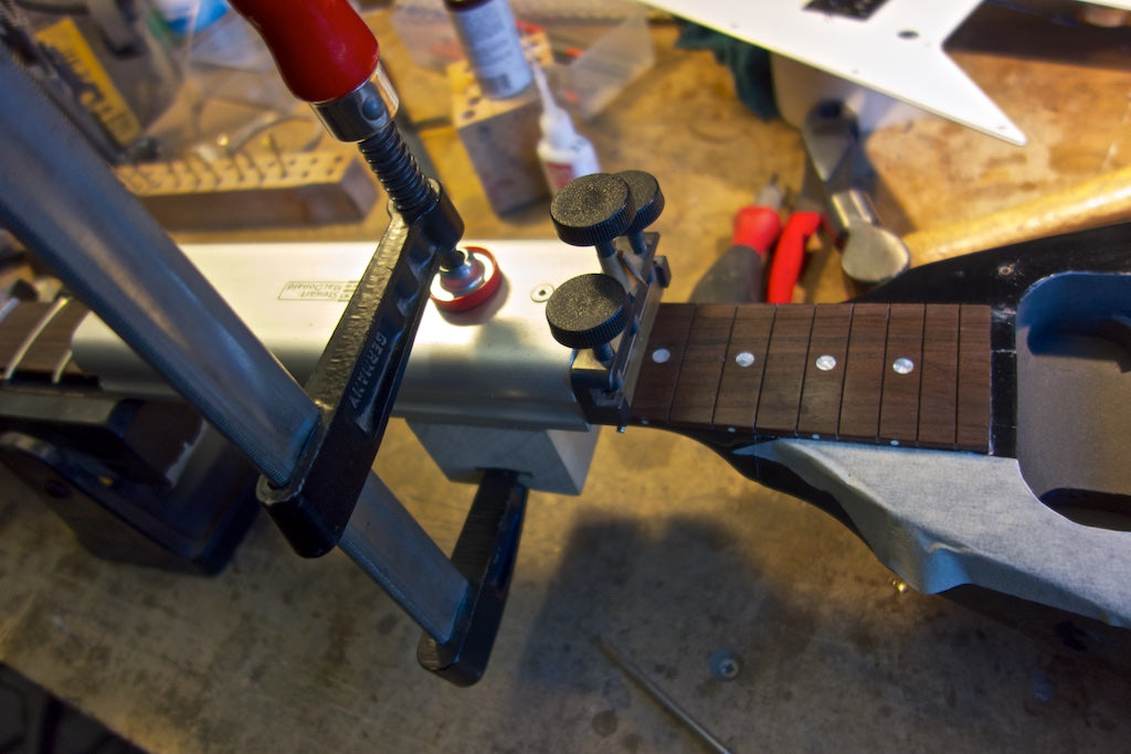 Schenker V - installing last few frets