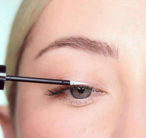 How to apply clear eyeliner
