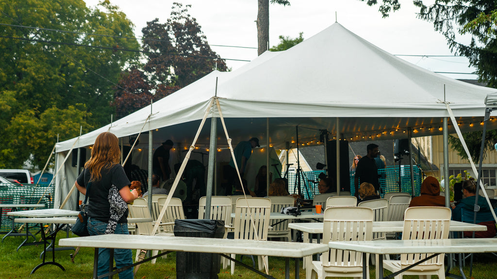 20x40 pole tent layout for concert