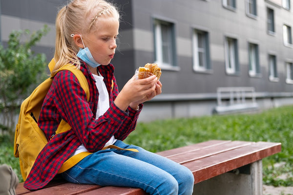 Lunch at school social distancing