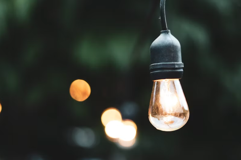 solar powered string lighting