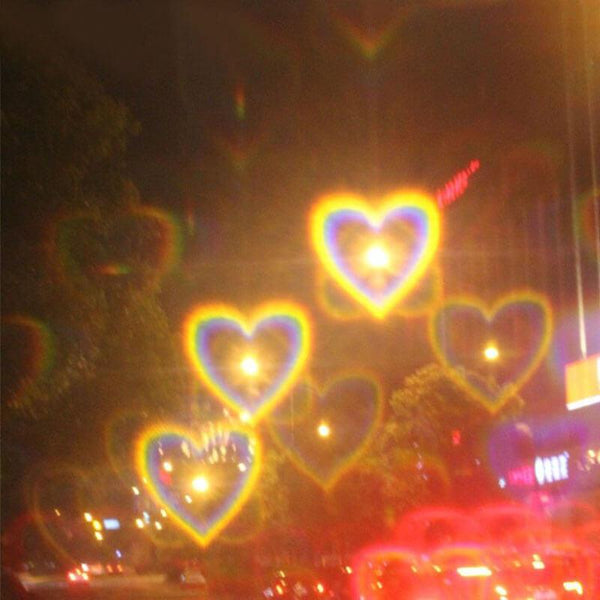 heart diffraction glass
