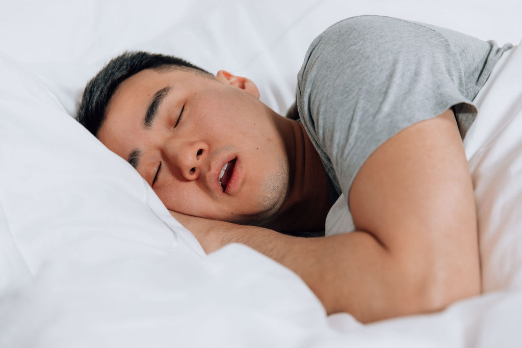How to Clear a Stuffy Nose While Sleeping