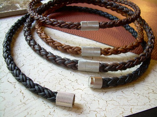 Peora Men's Women's Double Ring Pendant Adjustable Leather Cord Necklace  Chain, Brown Silver : Amazon.in: Fashion