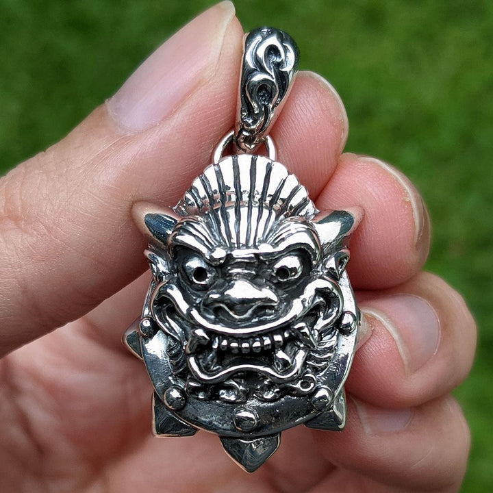 silver-japanese-demon-mask-pendant