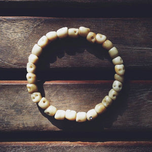 skull and bones bracelet