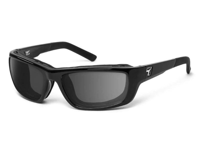 7eye Viento Sunglasses | Size 62, Glossy Black / Polarized Gray