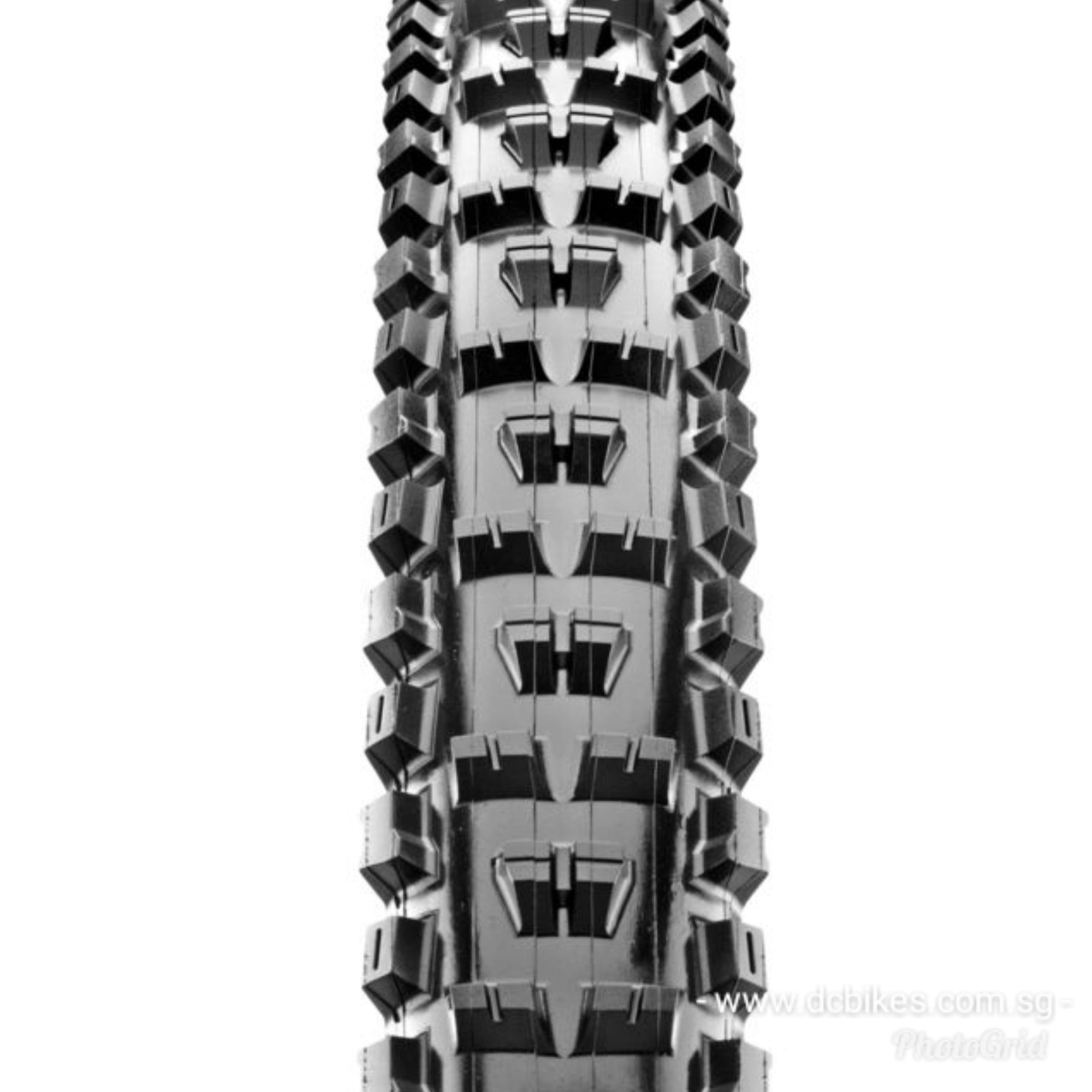 29 x 2.3 mountain bike tires