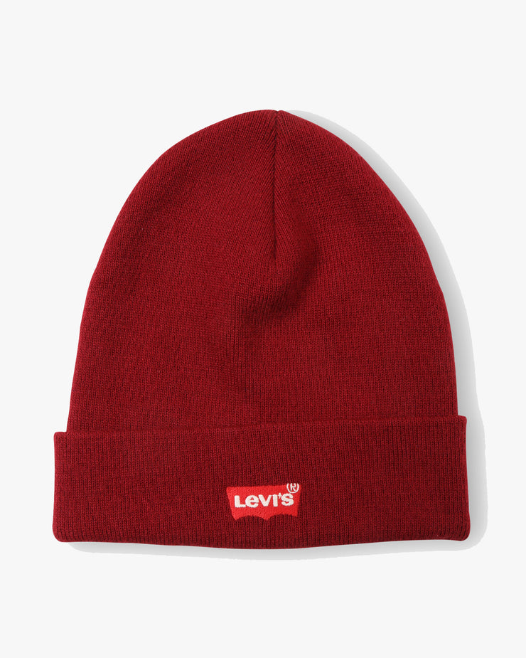 Levi's® Red Batwing Embroidered Slouchy Beanie - Dark Bordeaux | JEANSTORE