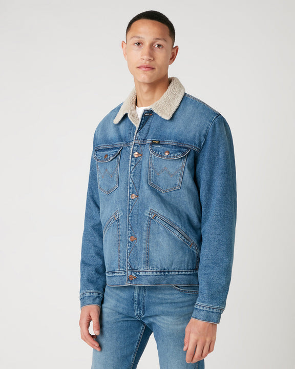 Shop Wrangler Jackets | Wrangler Denim Jackets | JEANSTORE