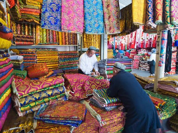 The Story of the Silk Road – Mantua Silkwear