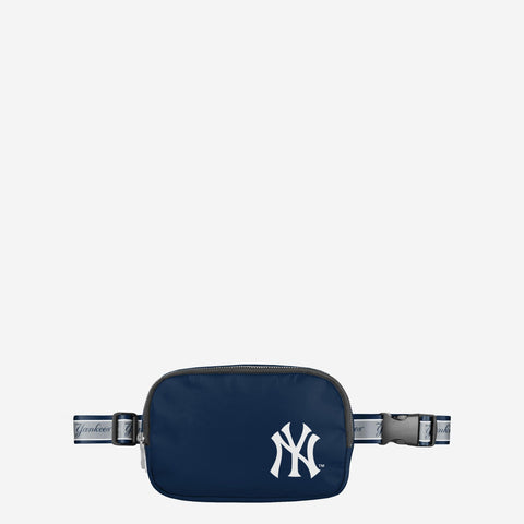 MLB NY New York Yankees Messenger Bag, Men's Fashion, Bags, Belt bags,  Clutches and Pouches on Carousell