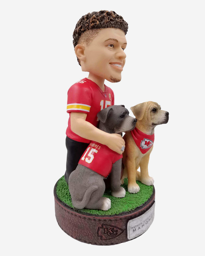 dog mahomes jersey