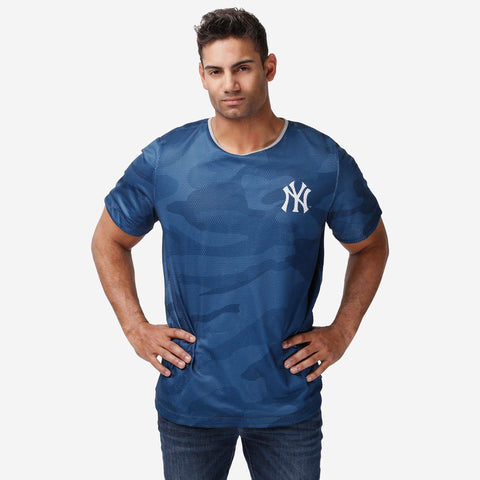 New York Yankees Grill Pro Button Up Shirt FOCO