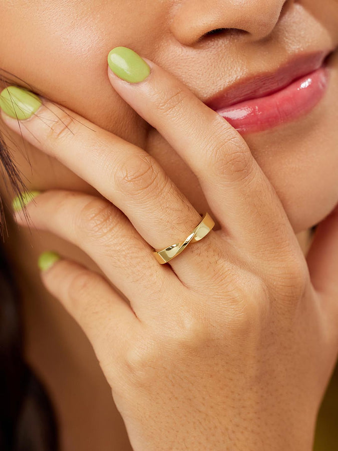 Anchor Chain Ring - Iver, Ana Luisa