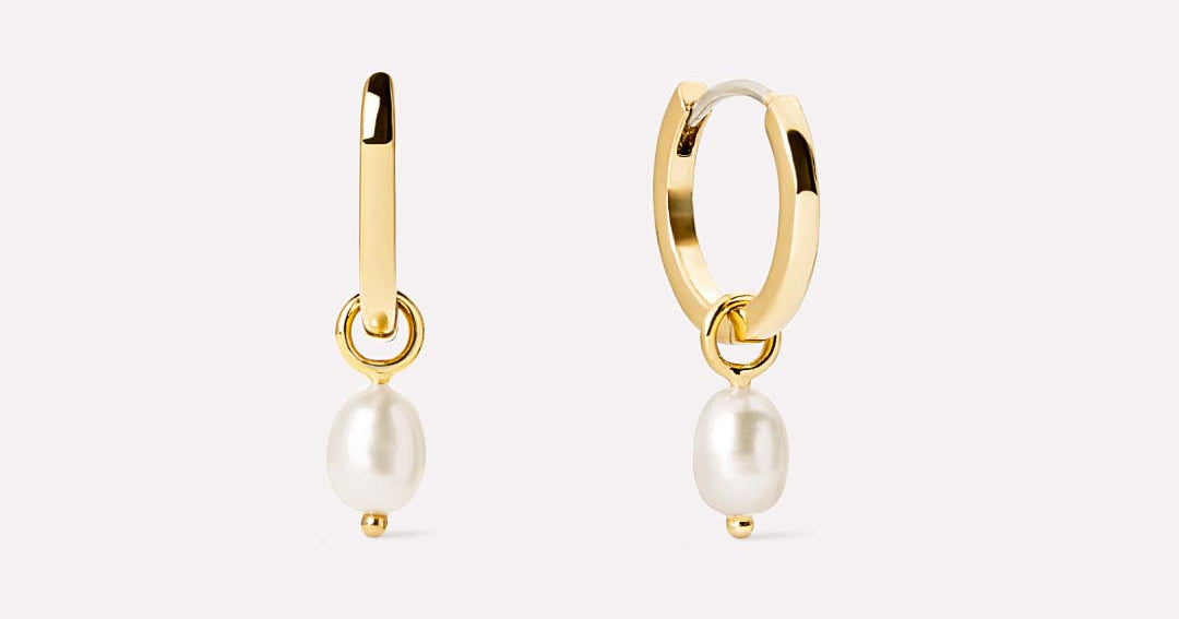 Louis Vuitton Charm and Pearl Yellow Gold Hoop Earrings – Opulent Jewelers