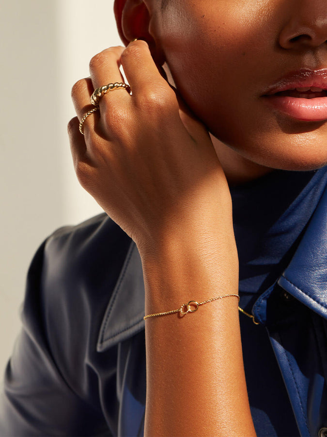 Dainty Minimalist Sterling Silver Figaro Chain Bracelet for Women–  annikabella