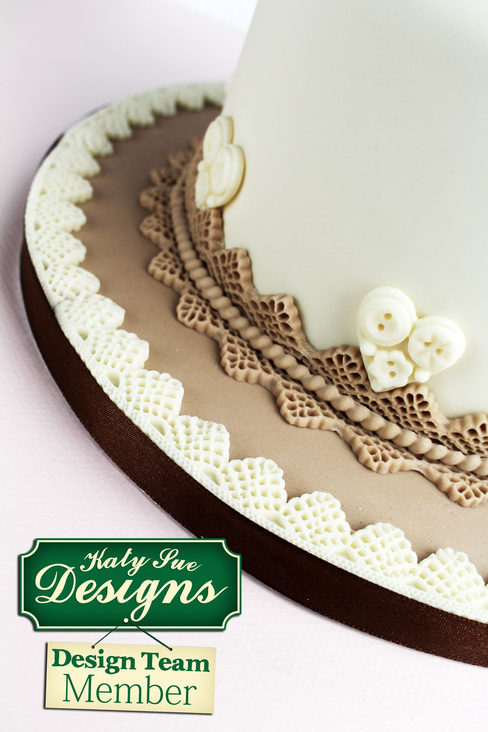 fondant cake border ideas