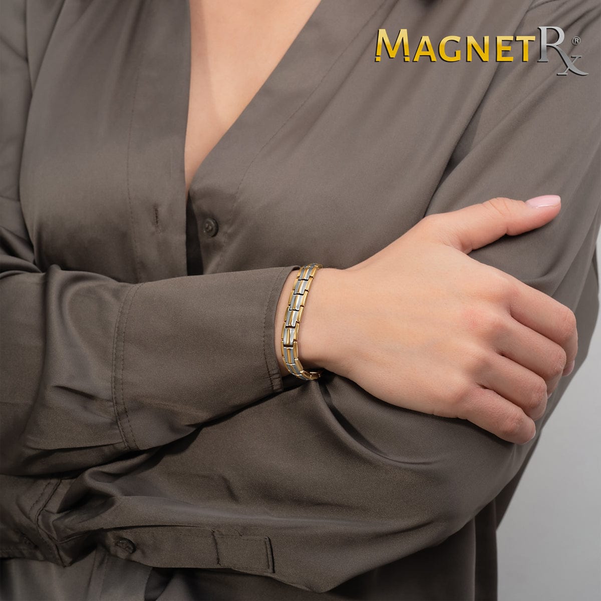 Amazon.com: MagnetRX® Women's Ultra Strength Magnetic Therapy Bracelet -  Arthritis Pain Relief & Carpal Tunnel Titanium Magnetic Bracelets for Women  - Adjustable Bracelet Length with Sizing Tool (Gold) : Health & Household