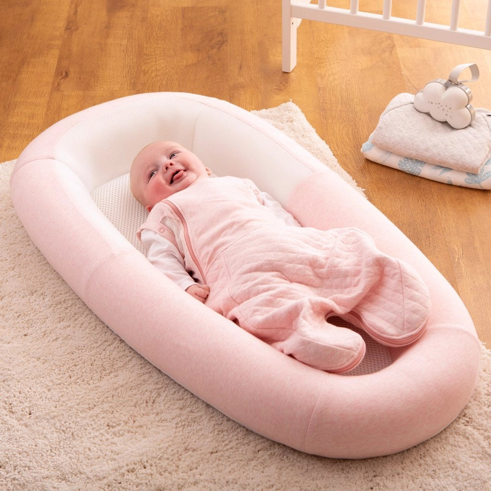 https://cdn.shopify.com/s/files/1/2583/1132/products/5-Sleep-Tight-Baby-Bed-Pink_1024x1024.jpg?v=1652886376