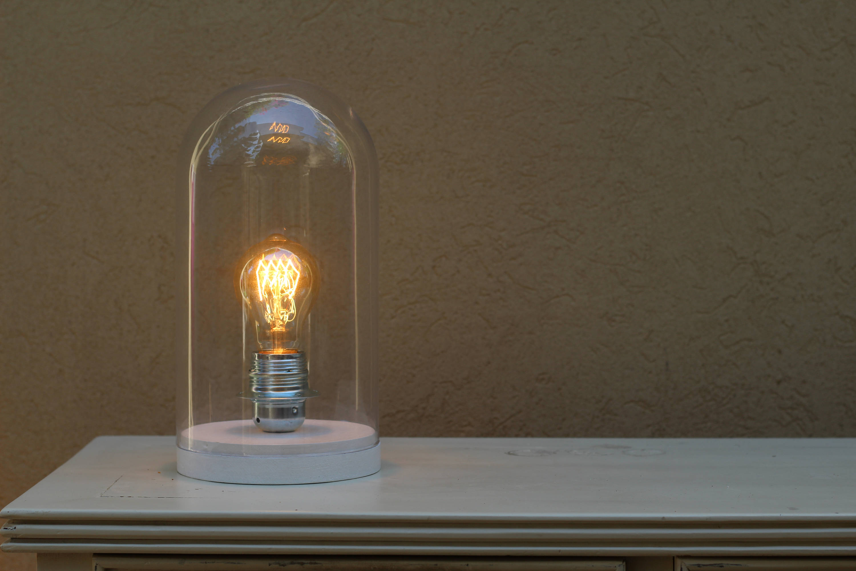 bell jar table lamp