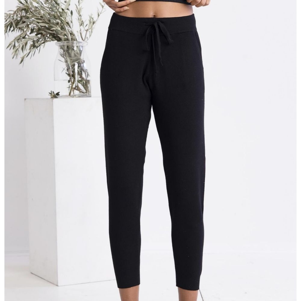 Super High Waisted Elastic Waist Supersoft Jogger Jeans