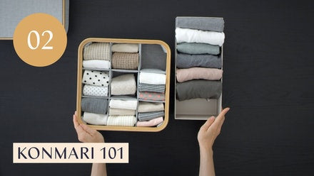 Marie Kondo : la méthode de rangement pour un dressing minimaliste et zen