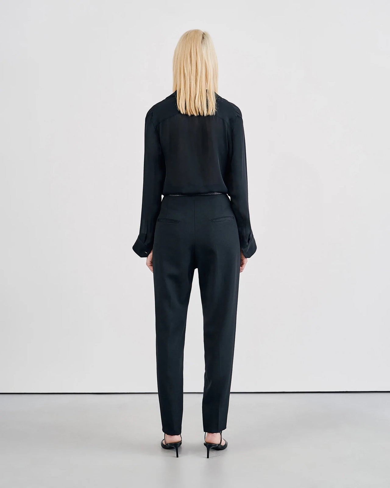 NILI LOTAN Velvet Corette Pant in Black